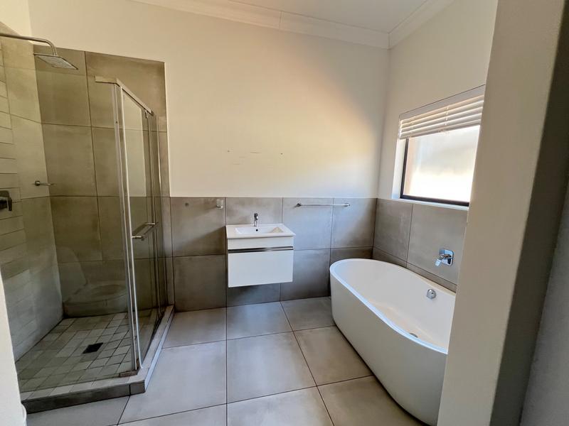 To Let 5 Bedroom Property for Rent in Kathu Northern Cape